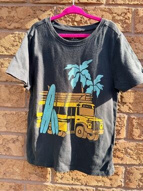 💫10/$25 • Old Navy Summer Beach Trip Graphic T-Shirt